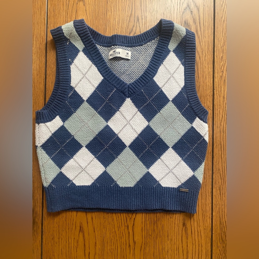Hollister sweater vest